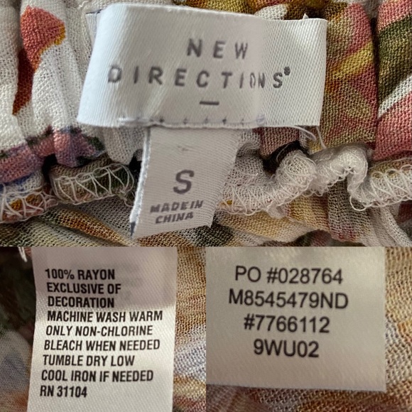 New Directions Spring Blooms Floral Dress Off the Shoulder Size Small - Picture 8 of 8